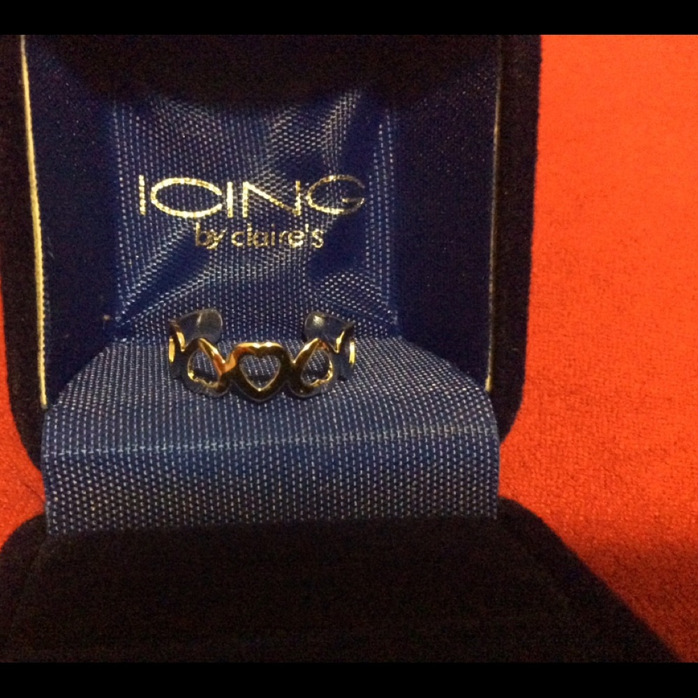 Toe ring, simulated silver string of hearts